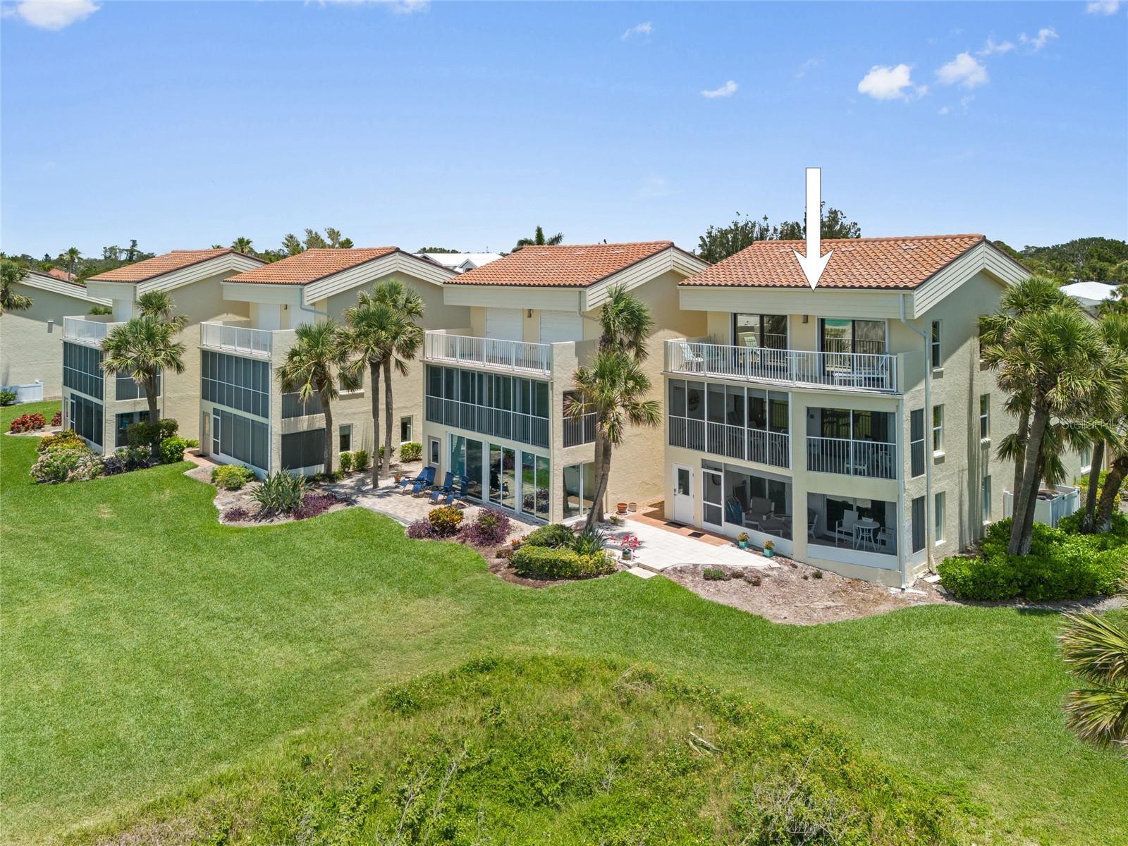 GOLDEN BEACH CONDO RESIDENCE - Residential