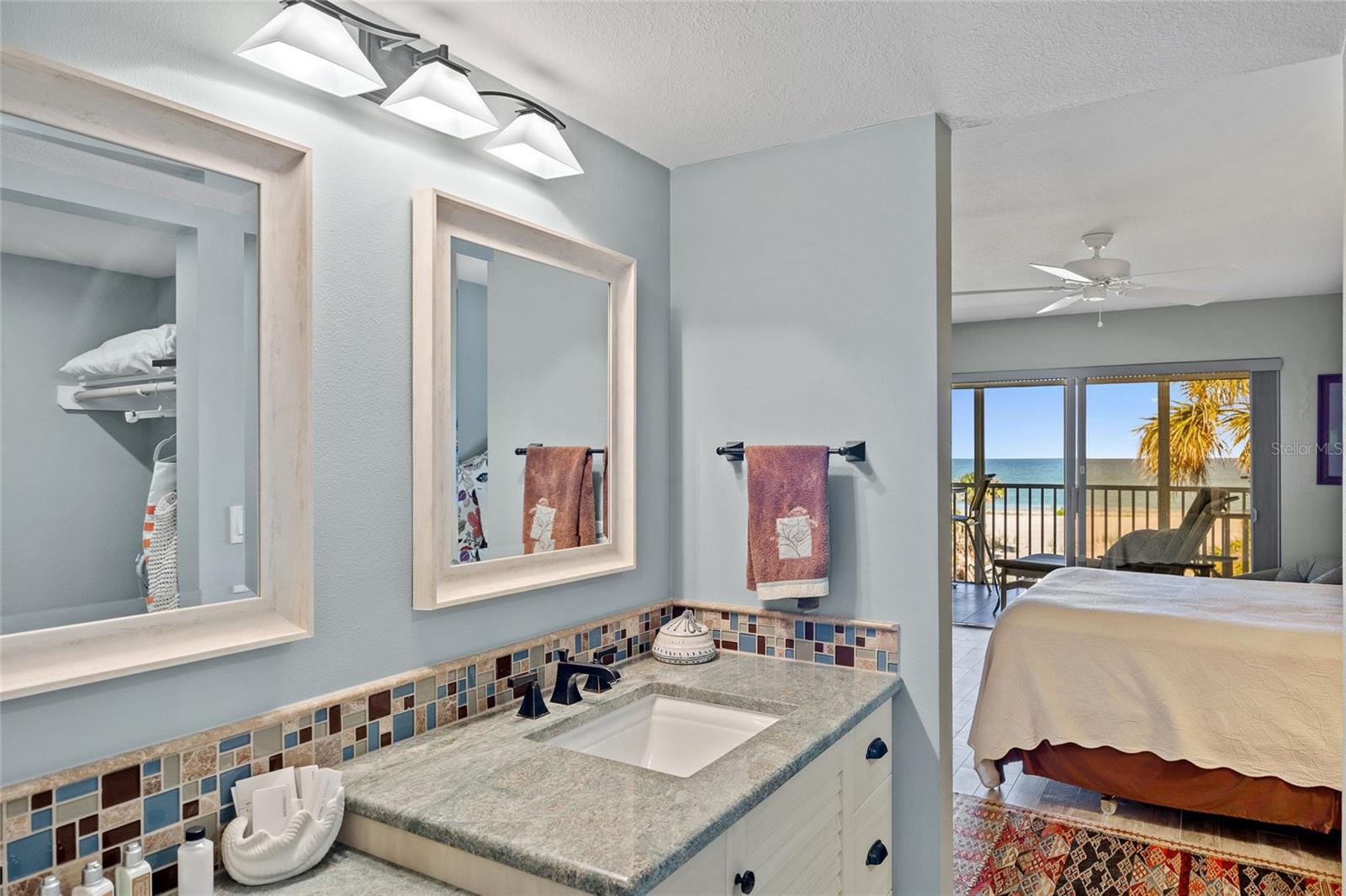 GOLDEN BEACH CONDO RESIDENCE - Residential
