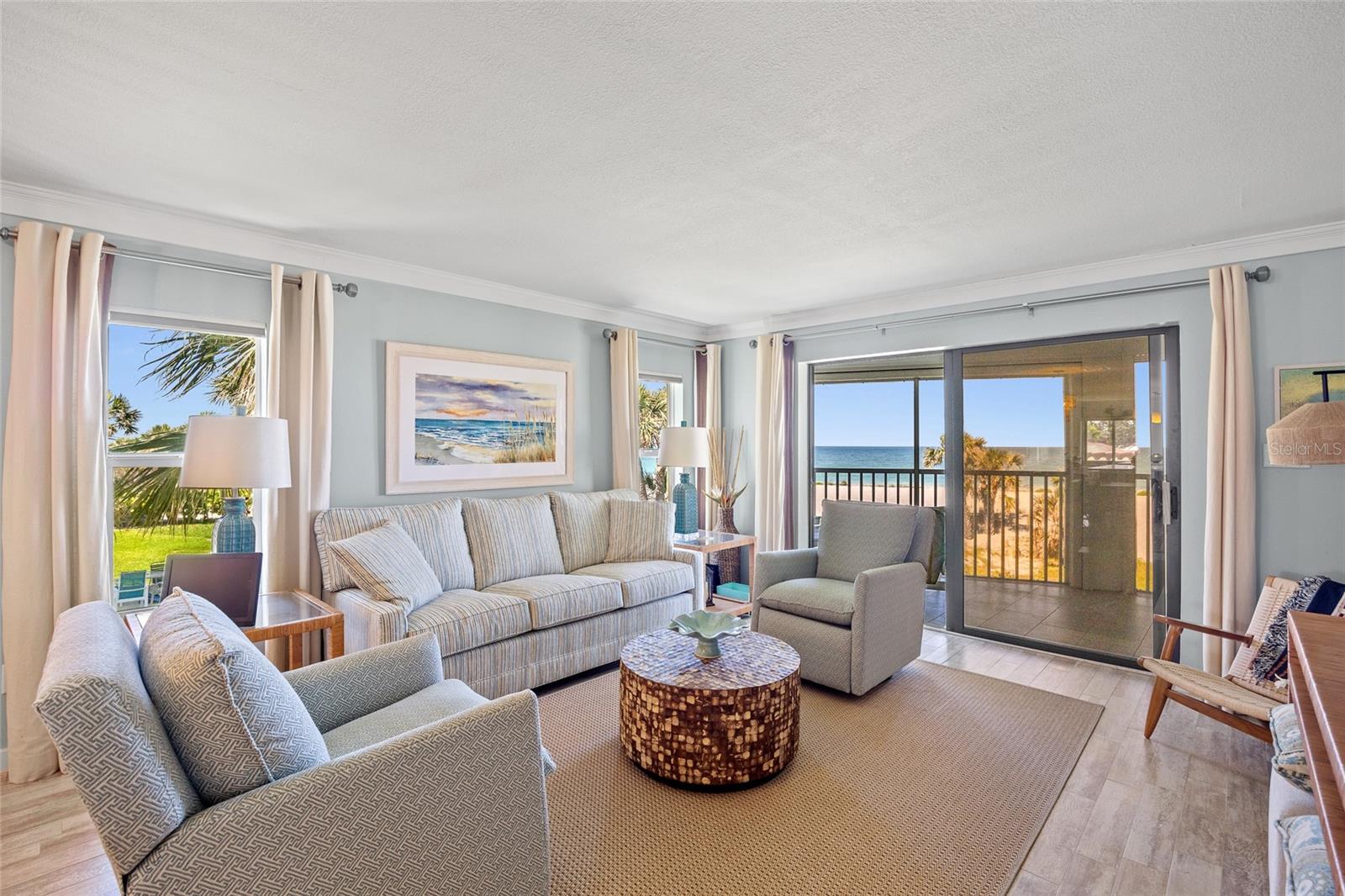 GOLDEN BEACH CONDO RESIDENCE - Residential