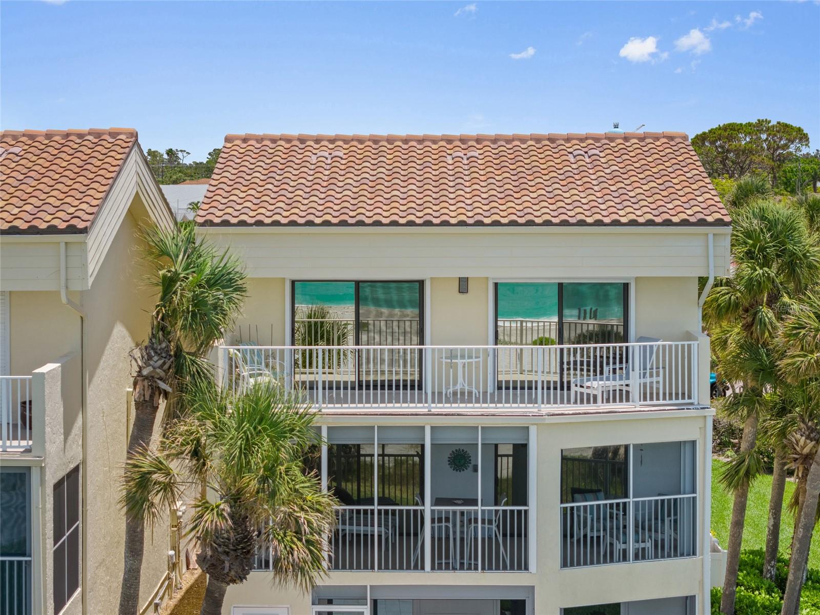 GOLDEN BEACH CONDO RESIDENCE - Residential