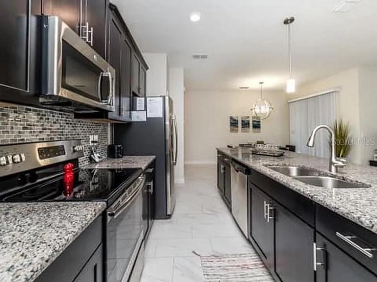 STOREY LAKE PH 2 - Residential Lease