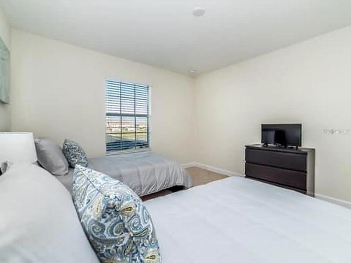 STOREY LAKE PH 2 - Residential Lease