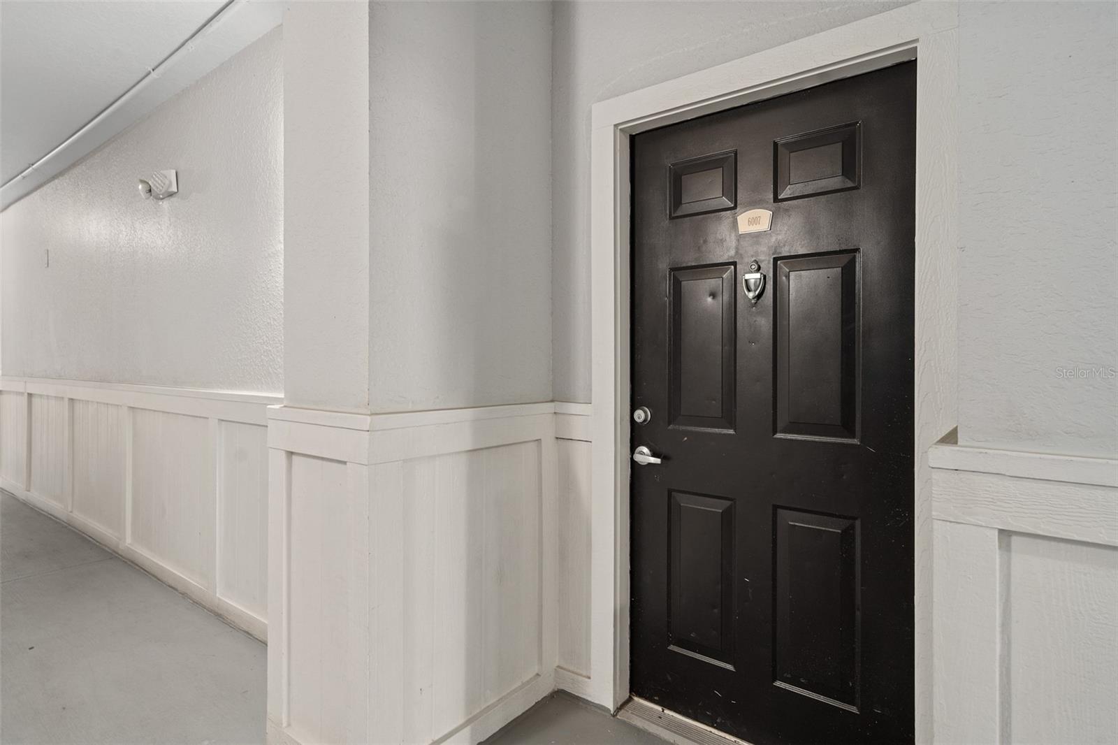 206 E SOUTH STREET 6007
