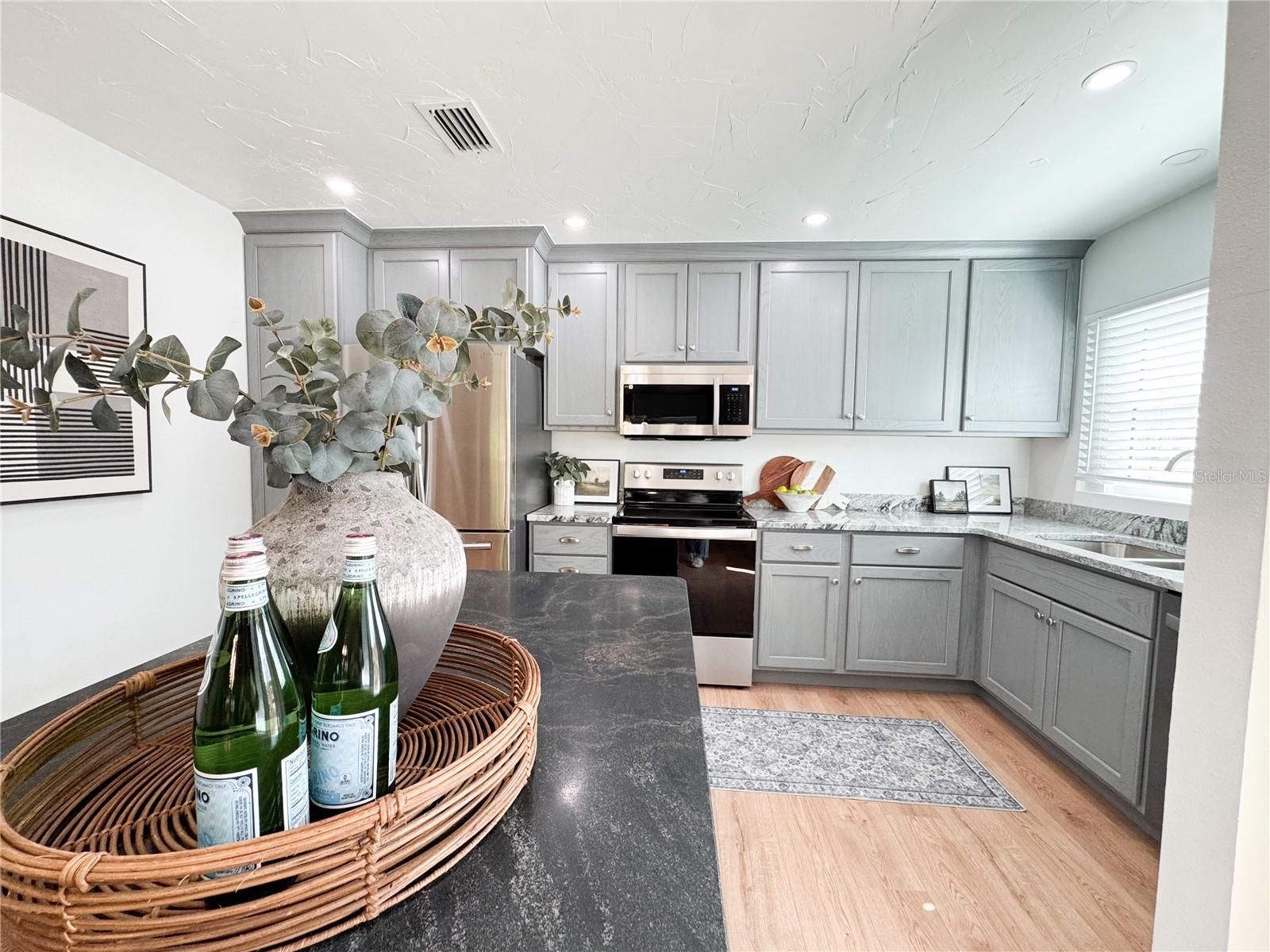 THE VILLAS AT CHRISTIAN RETREAT - Residential