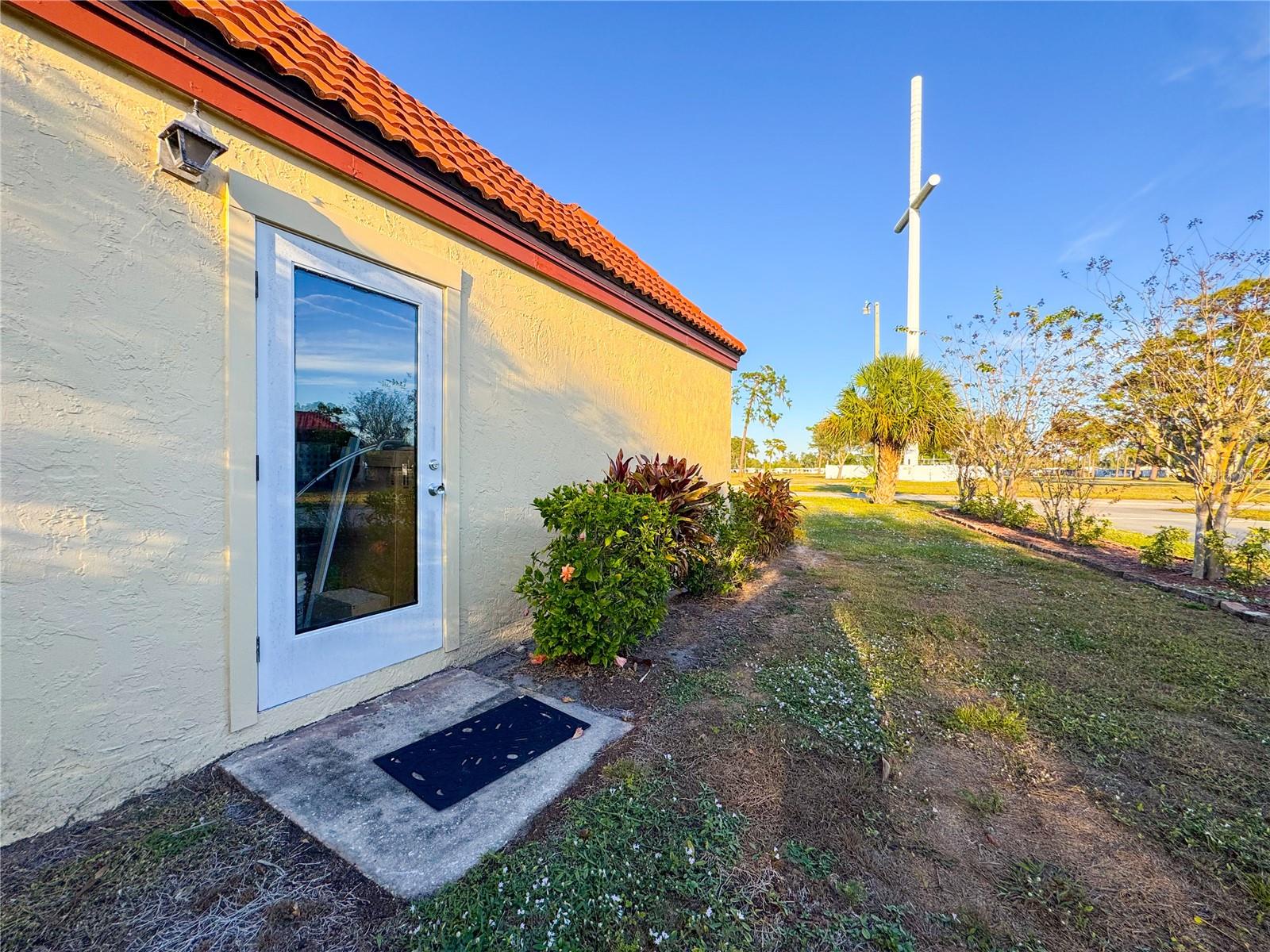 THE VILLAS AT CHRISTIAN RETREAT - Residential