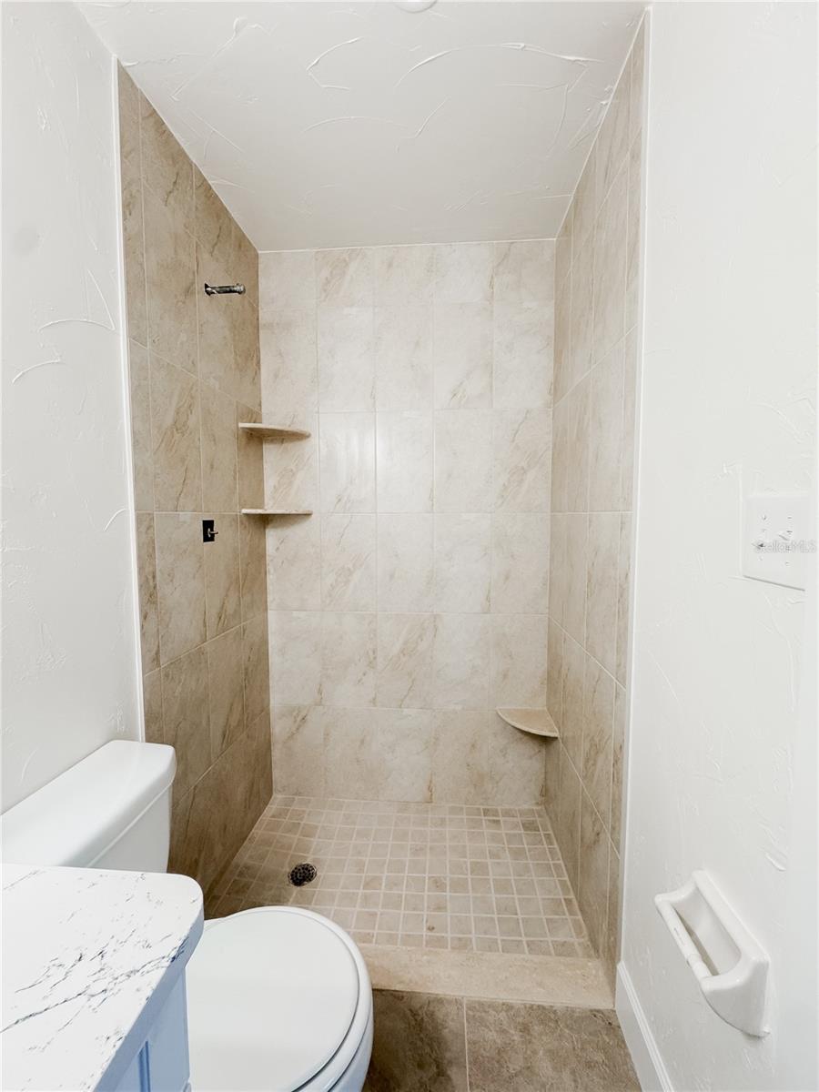 THE VILLAS AT CHRISTIAN RETREAT - Residential