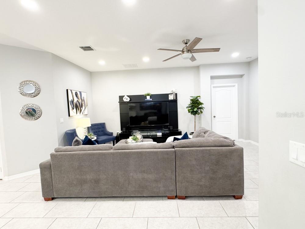 LUKAS LANDING - Residential Lease