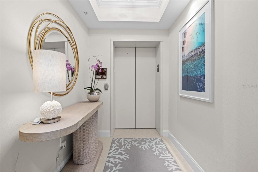 Photo of 1660 Summerhouse Lane #402, Sarasota, FL 34242 (MLS # A4684751)