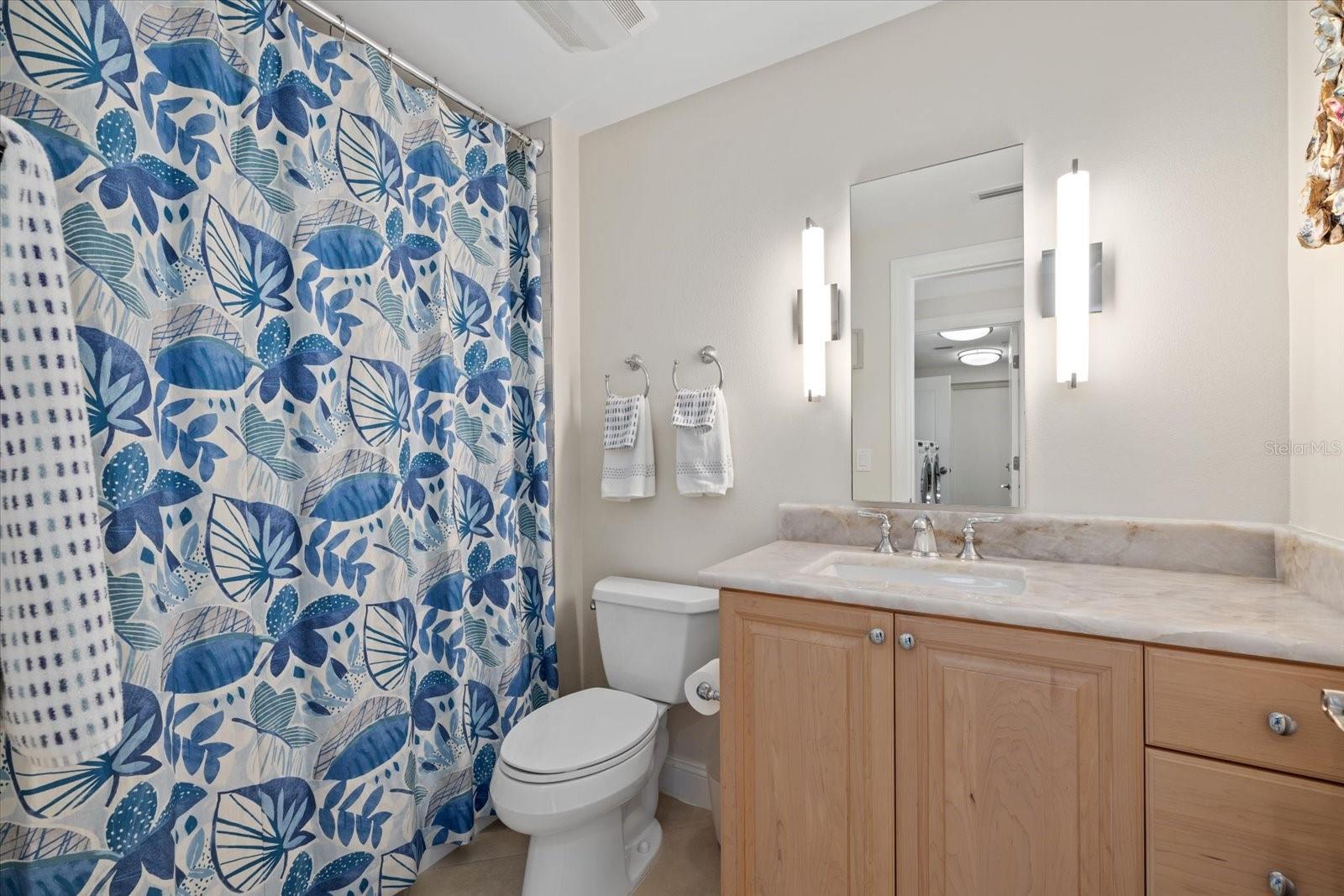 SUMMER COVE ON SIESTA - Residential