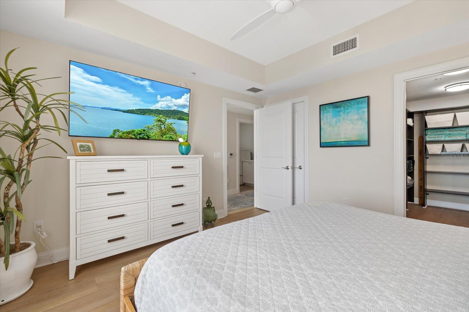 SUMMER COVE ON SIESTA - Residential