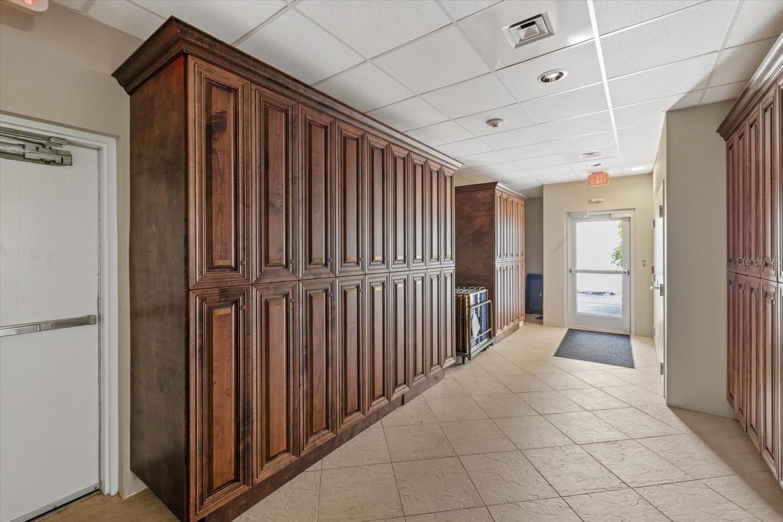 SUMMER COVE ON SIESTA - Residential