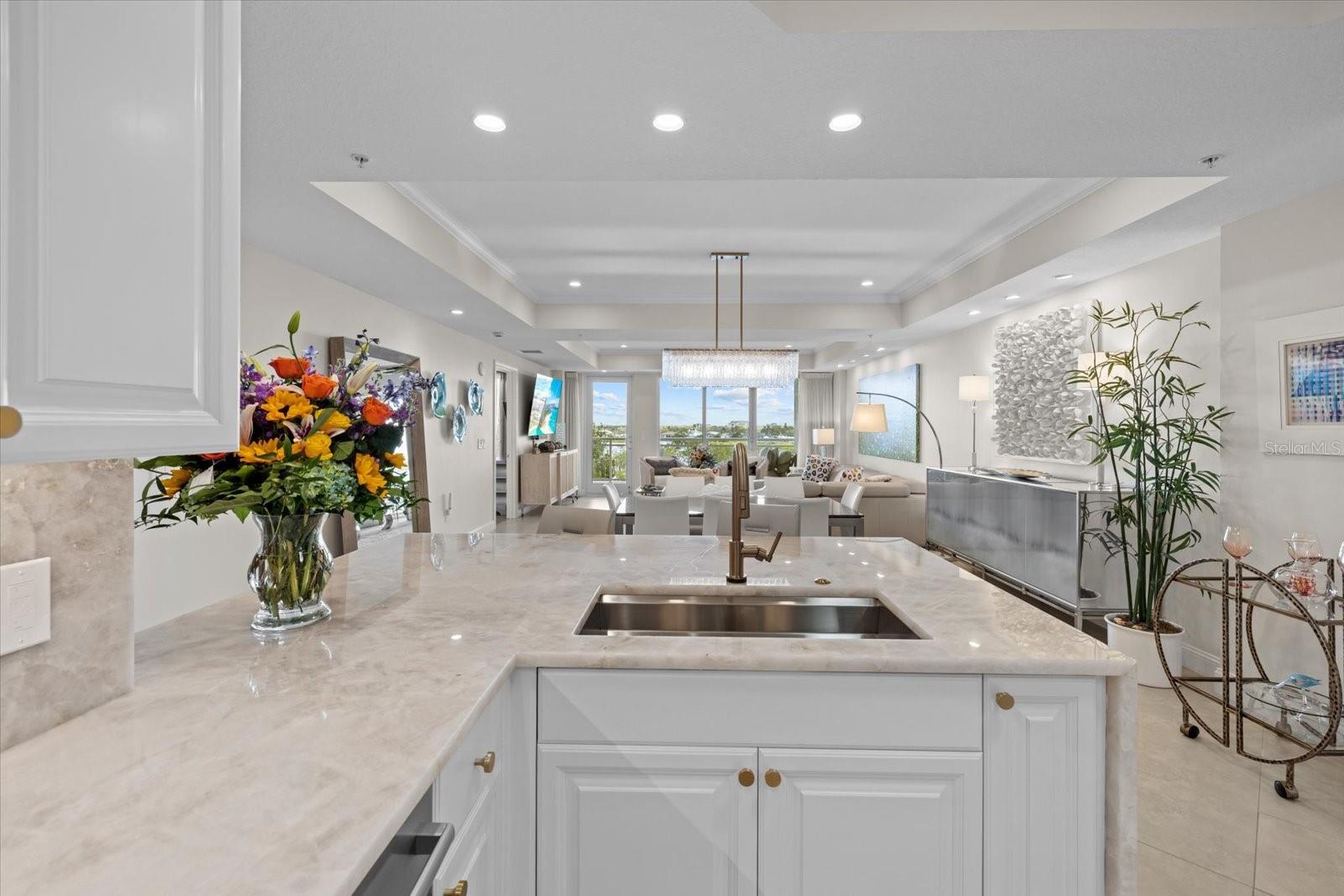 SUMMER COVE ON SIESTA - Residential