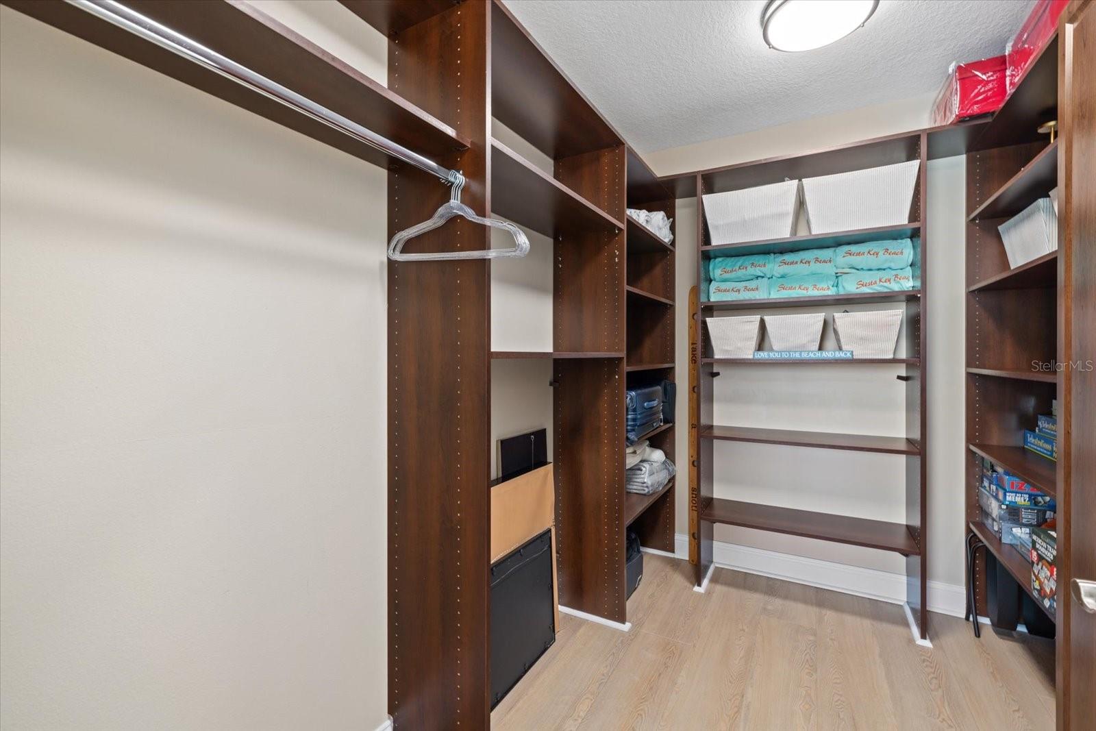 SUMMER COVE ON SIESTA - Residential