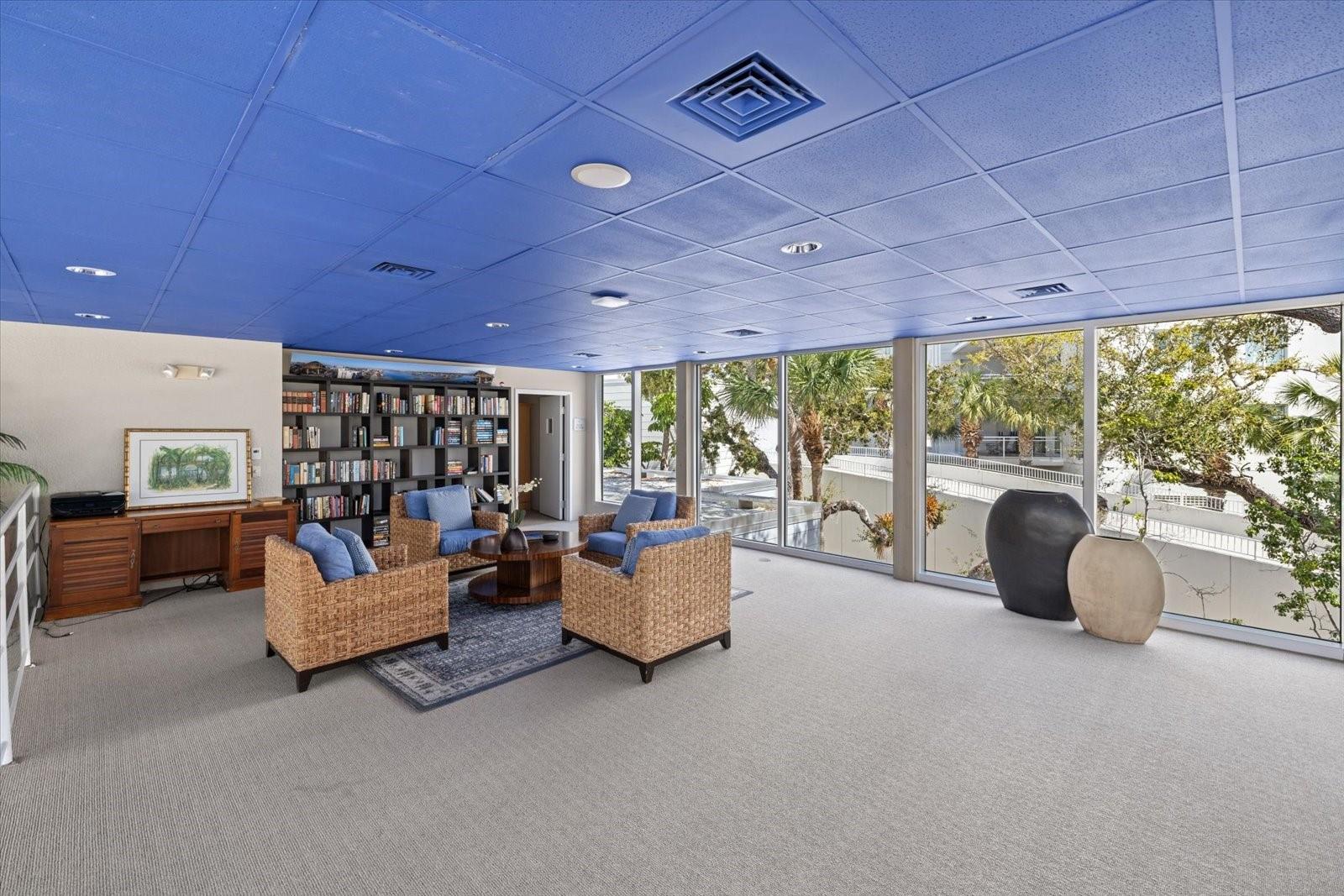 SUMMER COVE ON SIESTA - Residential