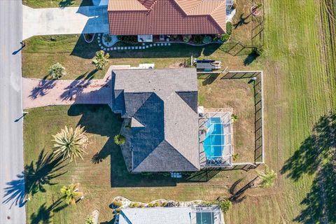 A home in PUNTA GORDA