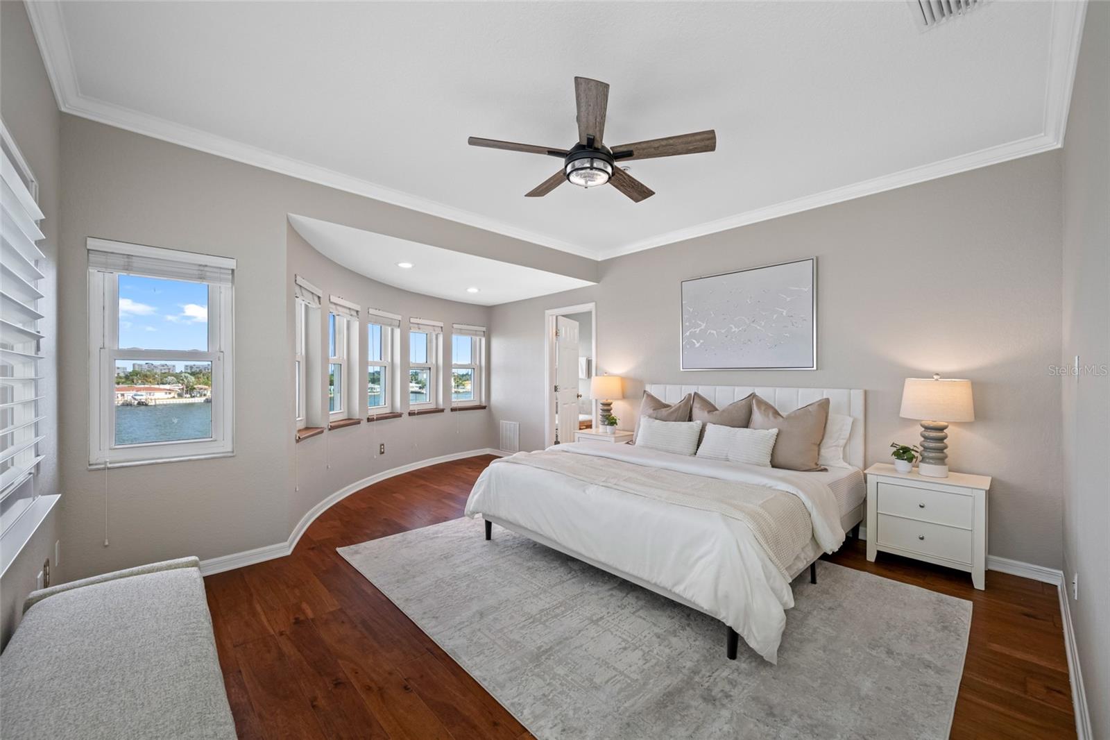 SUNSET COVE OF TREASURE - Residential