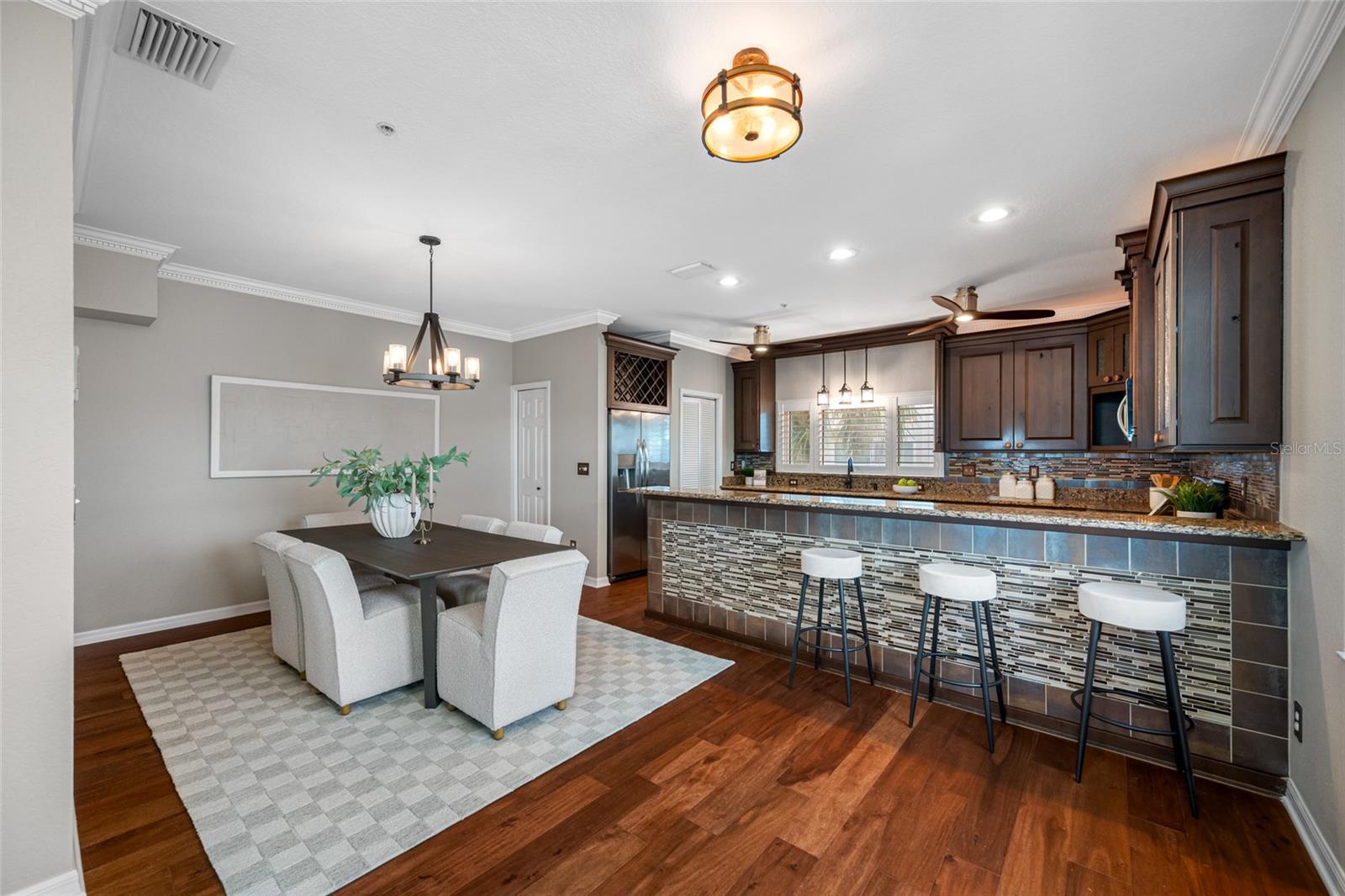 SUNSET COVE OF TREASURE - Residential