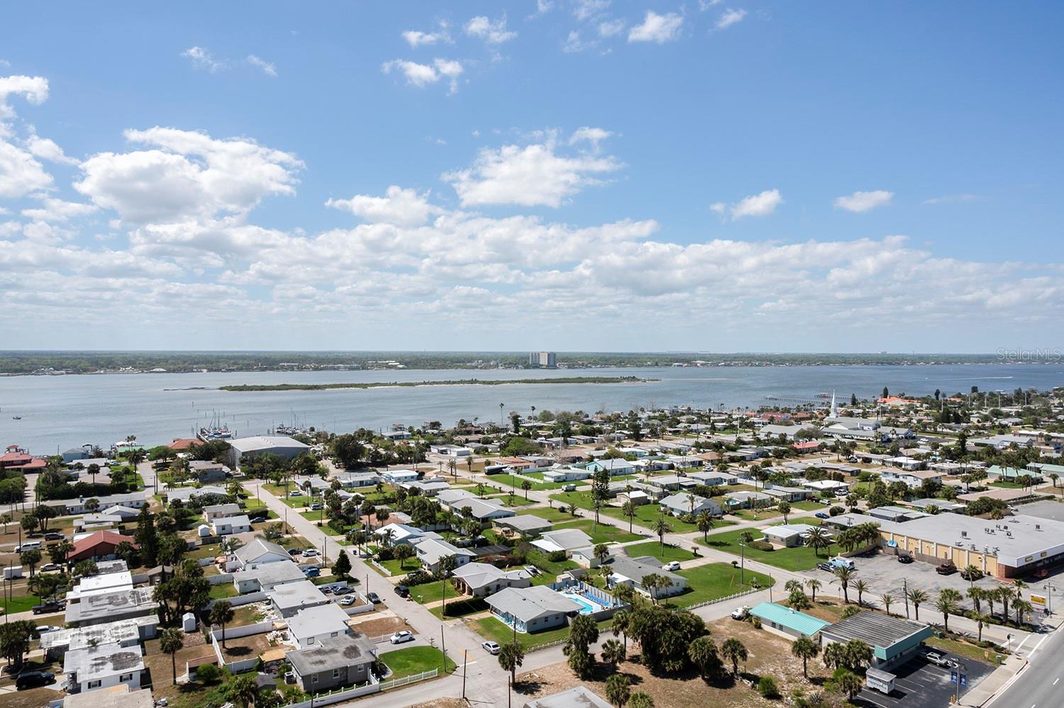 DIMUCCI TWIN TOWERS N & S - Residential