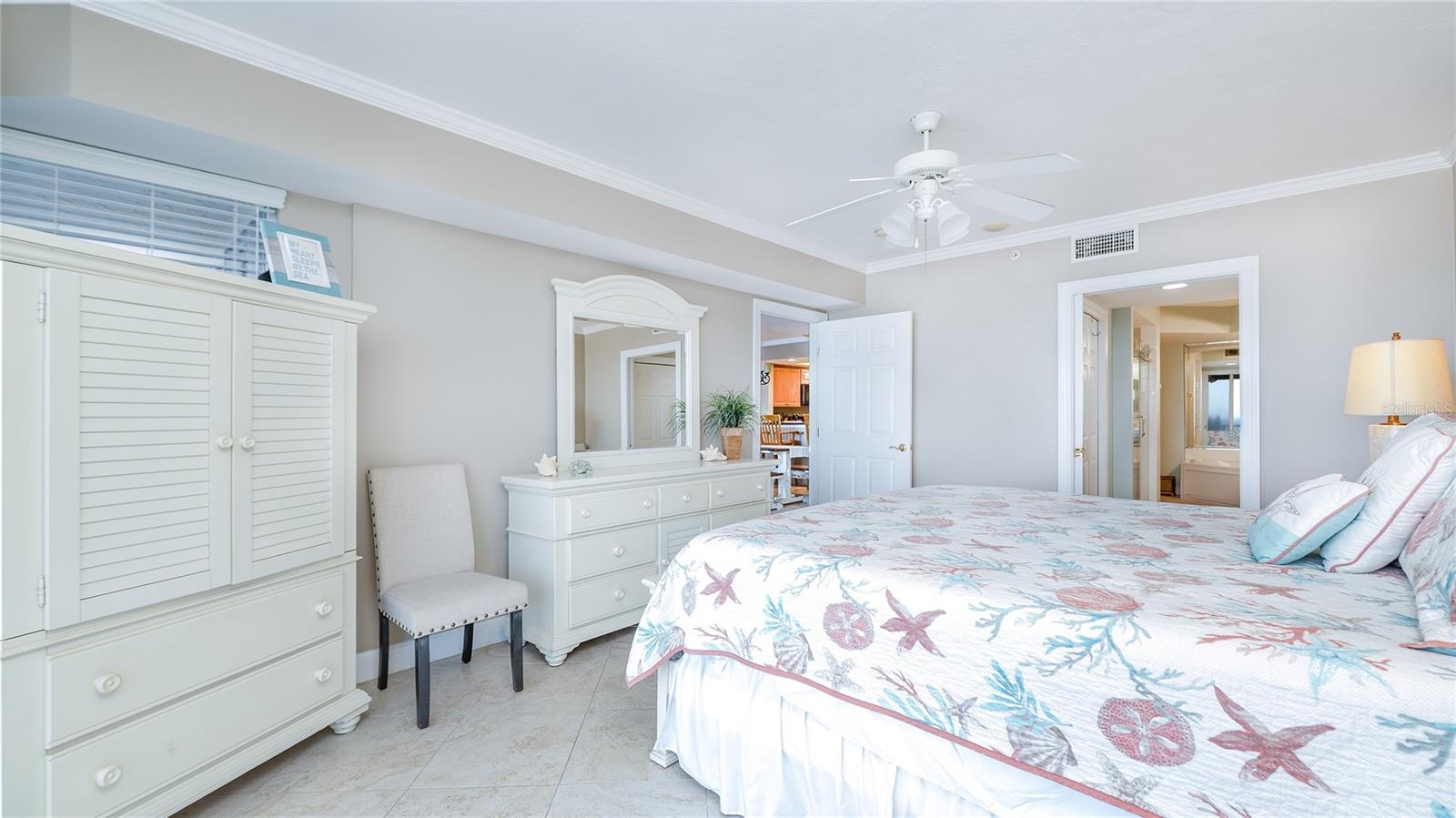 DIMUCCI TWIN TOWERS N & S - Residential