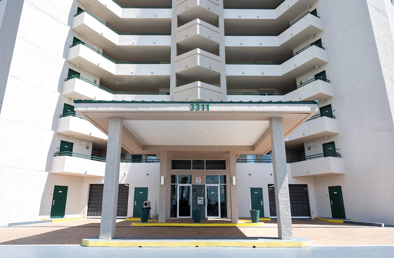 DIMUCCI TWIN TOWERS N & S - Residential