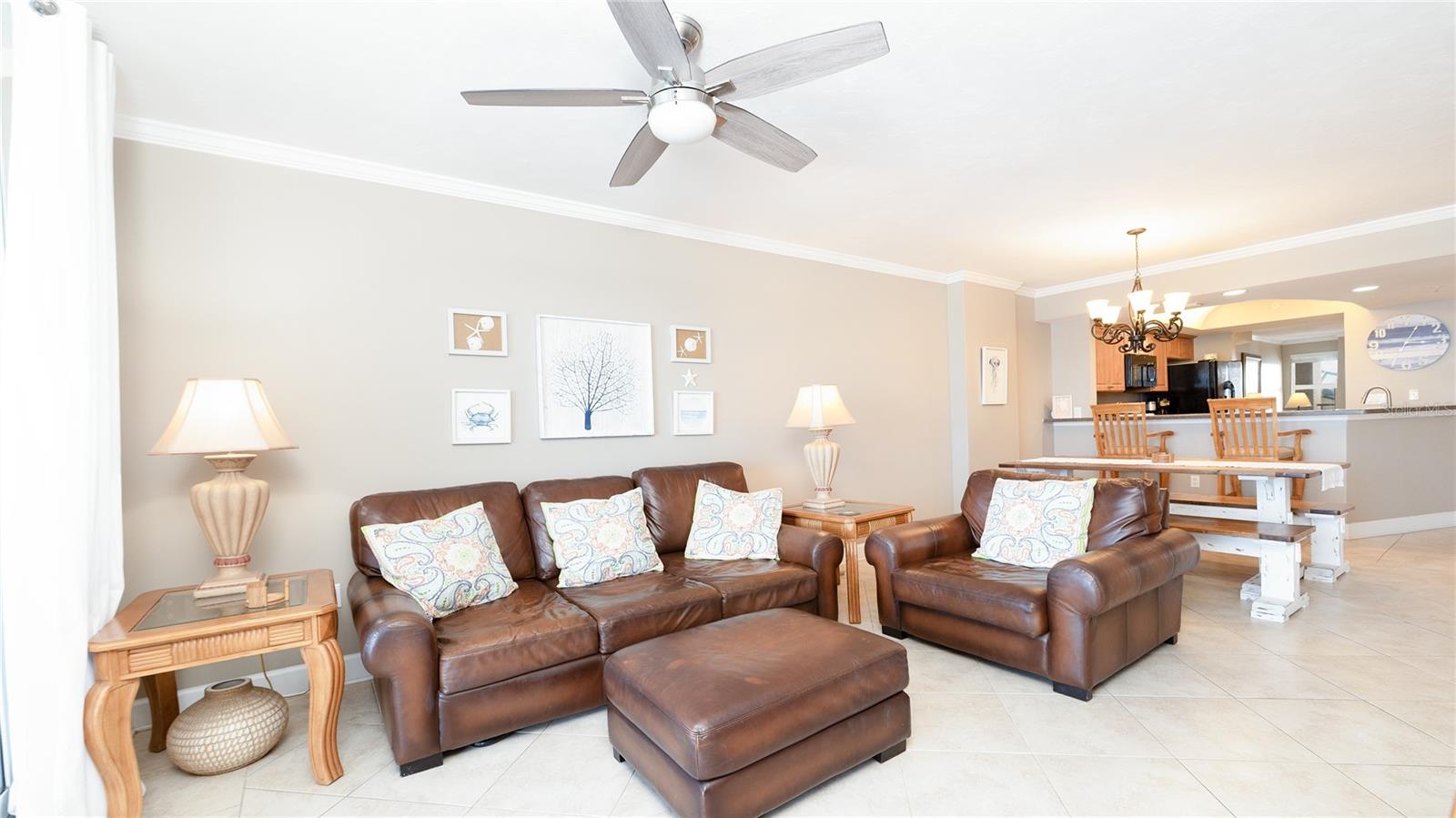 DIMUCCI TWIN TOWERS N & S - Residential