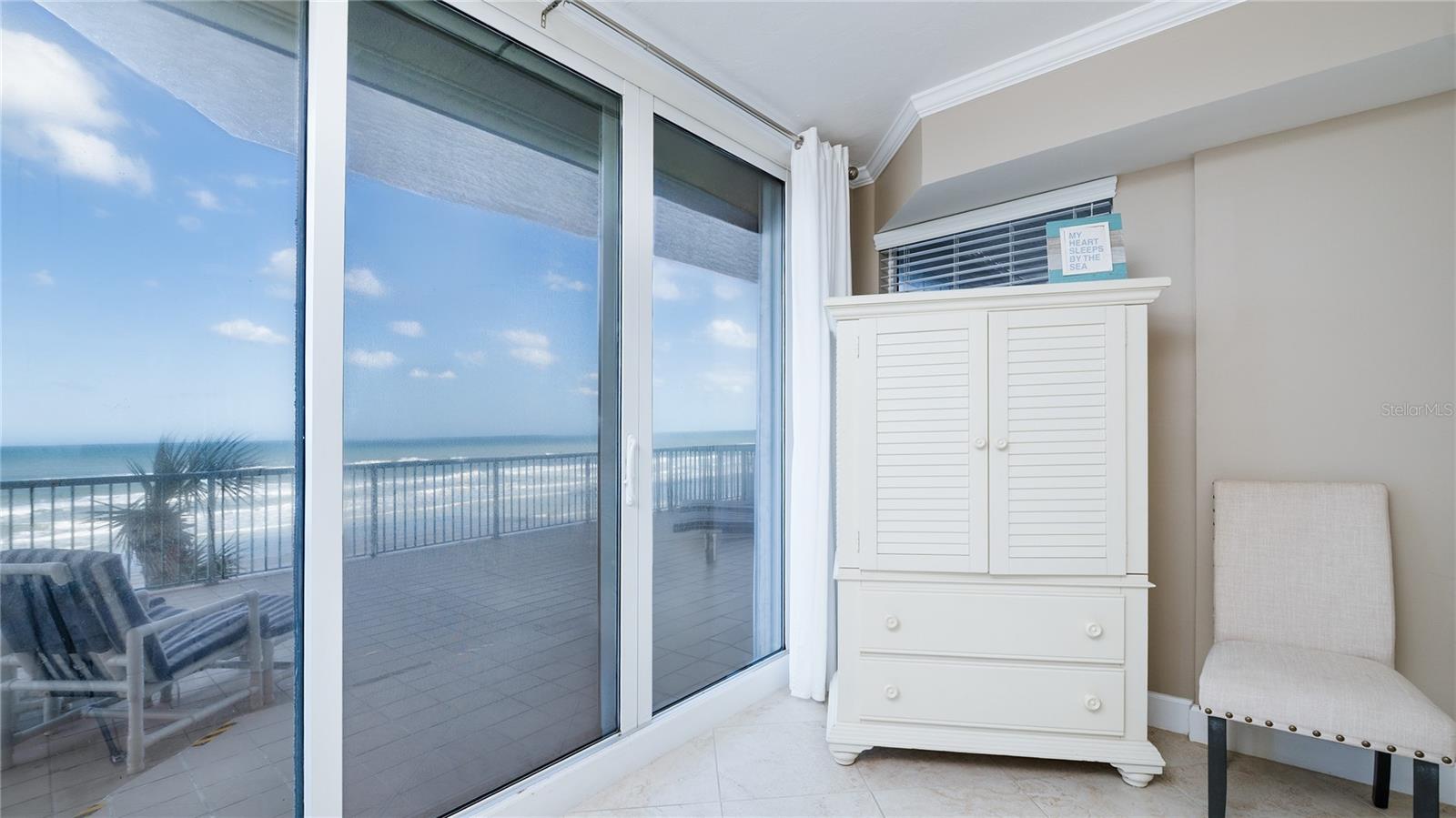 DIMUCCI TWIN TOWERS N & S - Residential