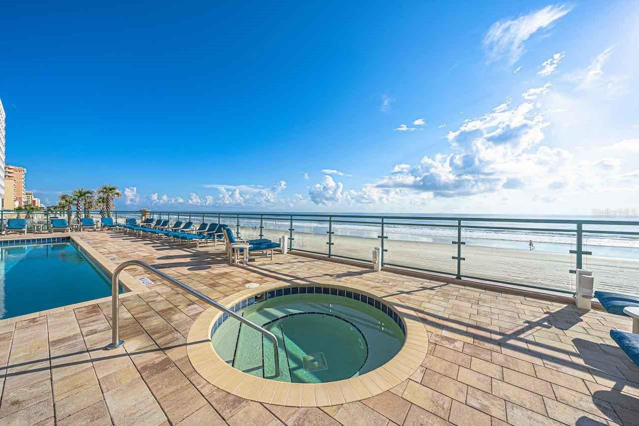 DIMUCCI TWIN TOWERS N & S - Residential