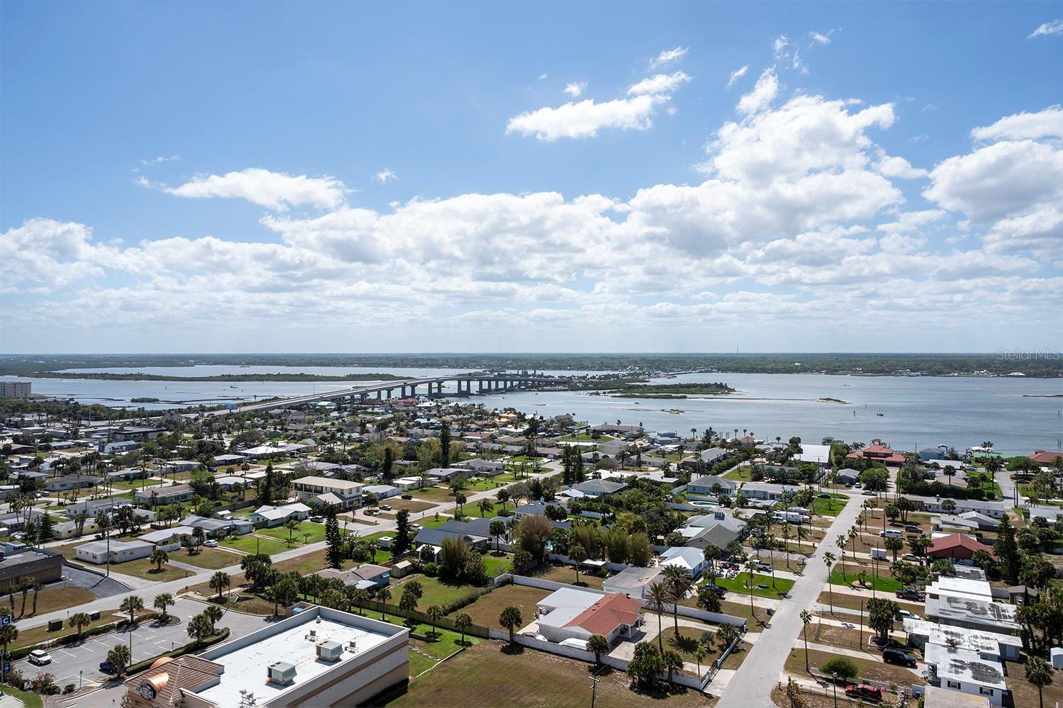 DIMUCCI TWIN TOWERS N & S - Residential