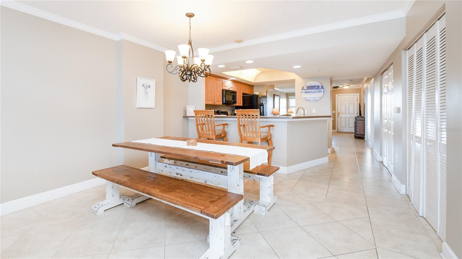 DIMUCCI TWIN TOWERS N & S - Residential