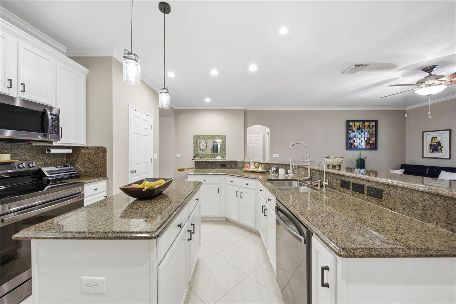 MEADOW WOODS RESERVE - Residential