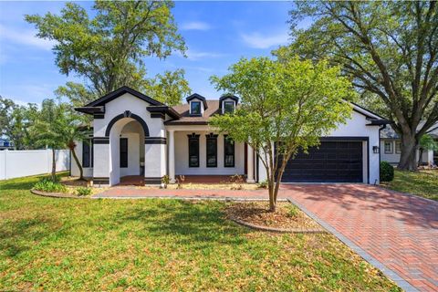 1605 HIDDEN MEADOW COURT VALRICO FL 33594