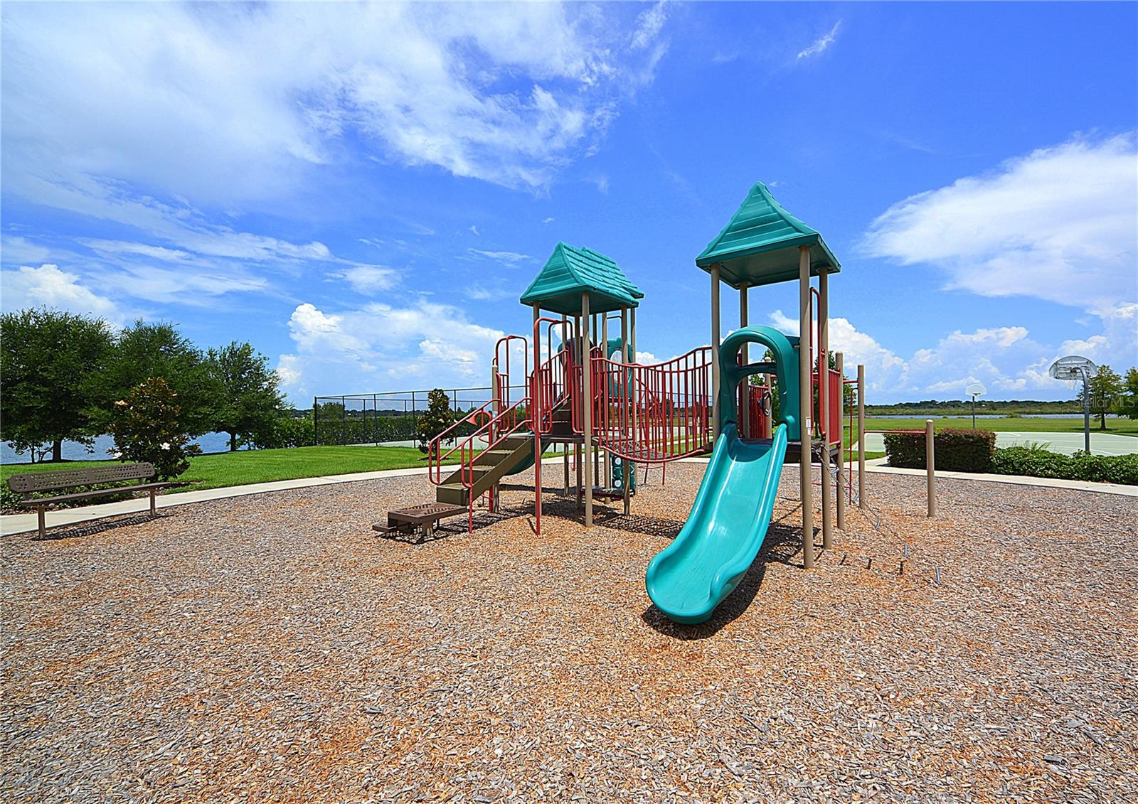 GROVELAND WATERSIDE POINTE PH 01 - Residential