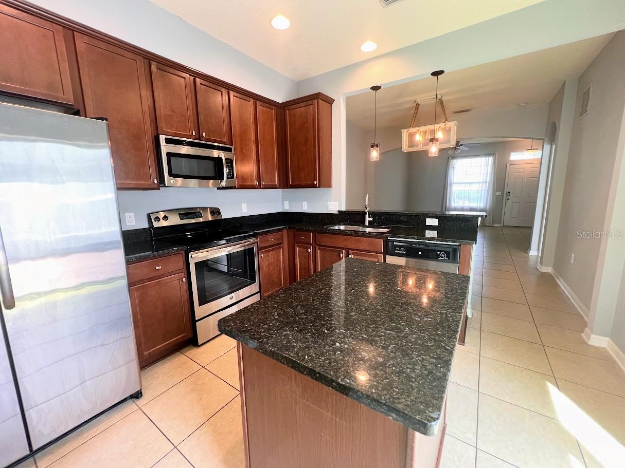 GROVELAND WATERSIDE POINTE PH 01 - Residential