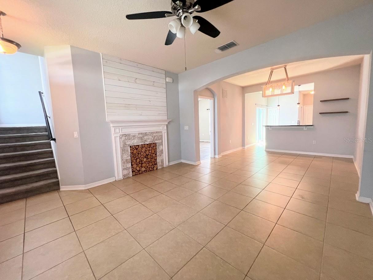 GROVELAND WATERSIDE POINTE PH 01 - Residential