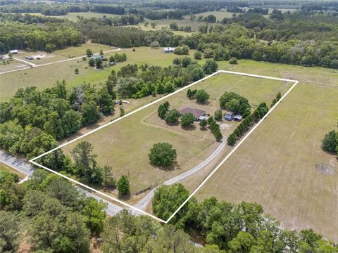 Photo of 29104 N County Road 1491, Alachua, FL 32615 (MLS # GC535328)