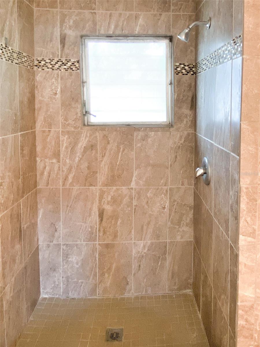 TAX EQUITIES INC REP - Residential Lease