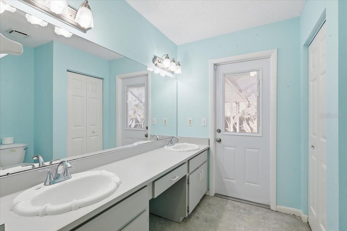 DEERWOOD REP BLK 20 PINE LAKES GOLF COURSE - Residential