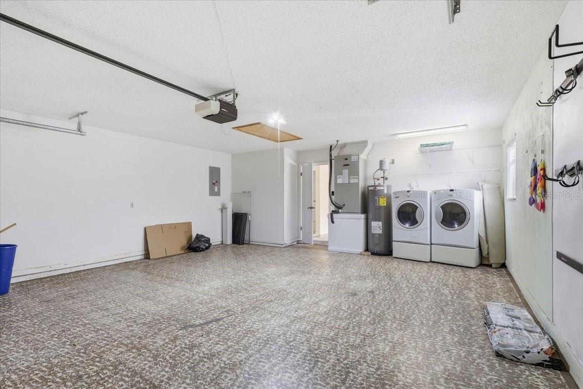 DEERWOOD REP BLK 20 PINE LAKES GOLF COURSE - Residential