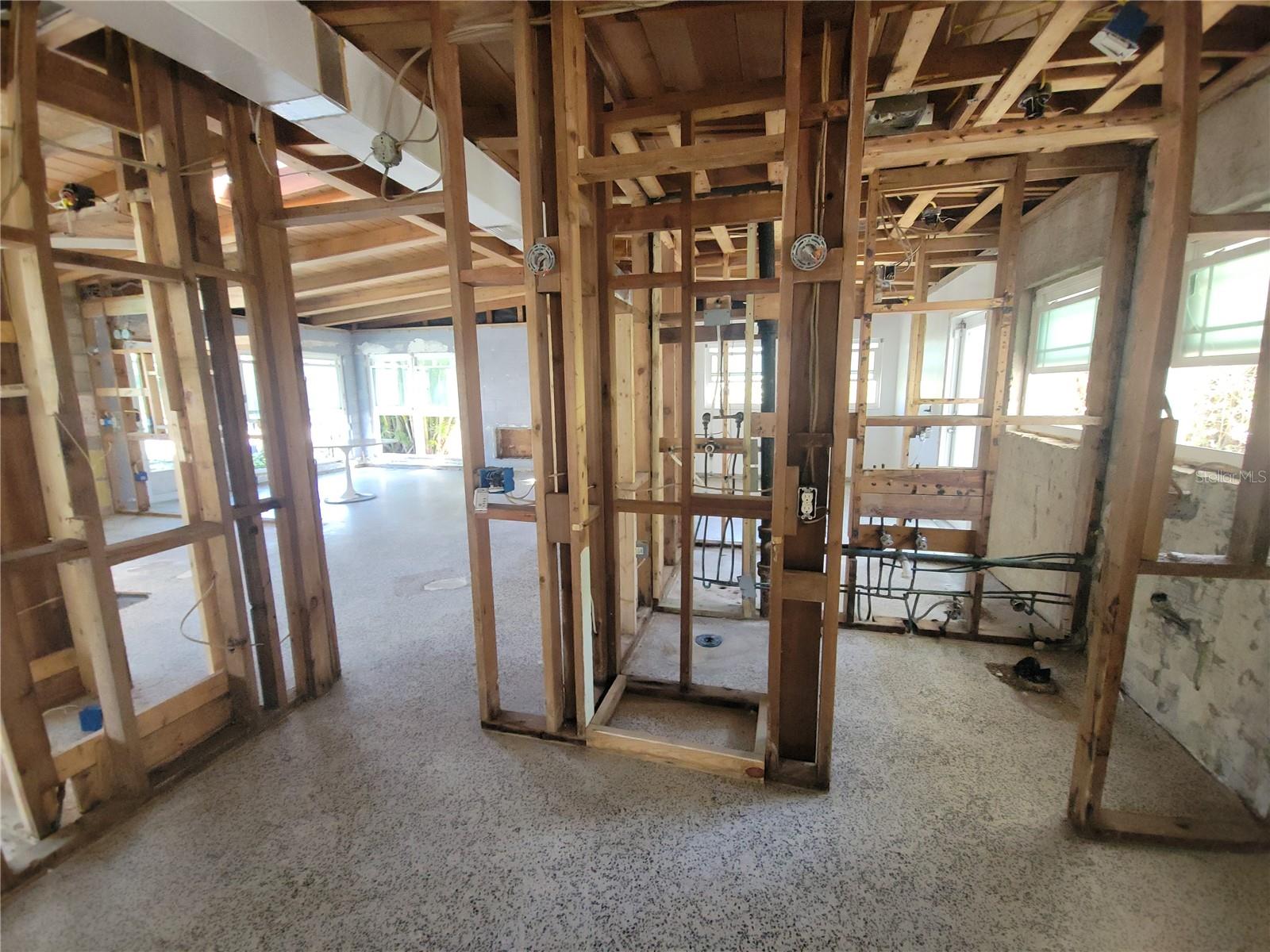 HOLMES BEACH 30TH UNIT - Residential