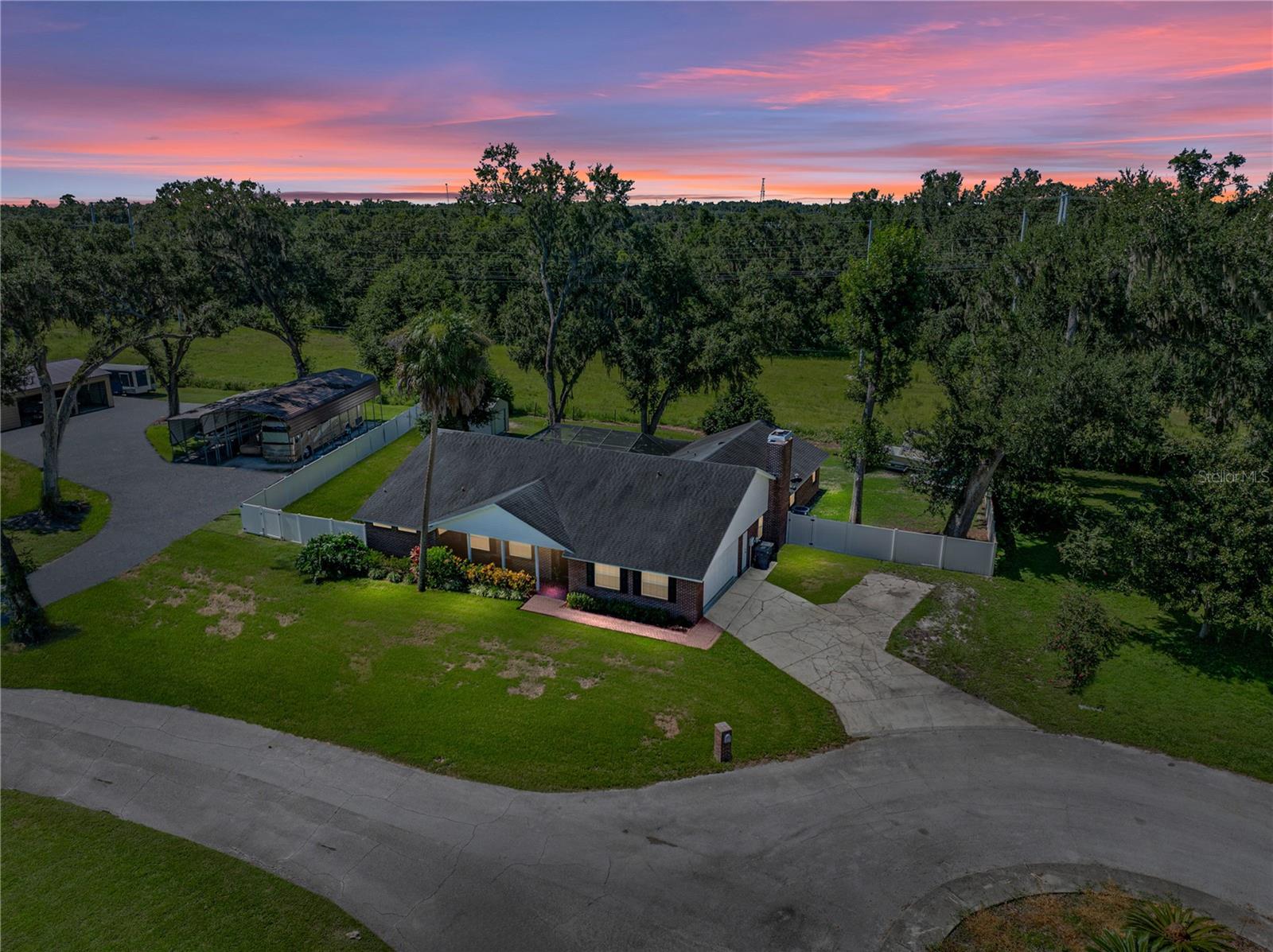 1510 ROSA COURT