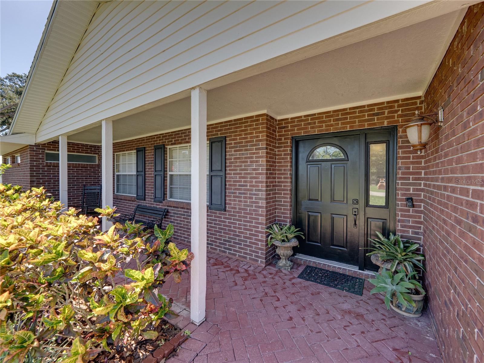1510 ROSA COURT