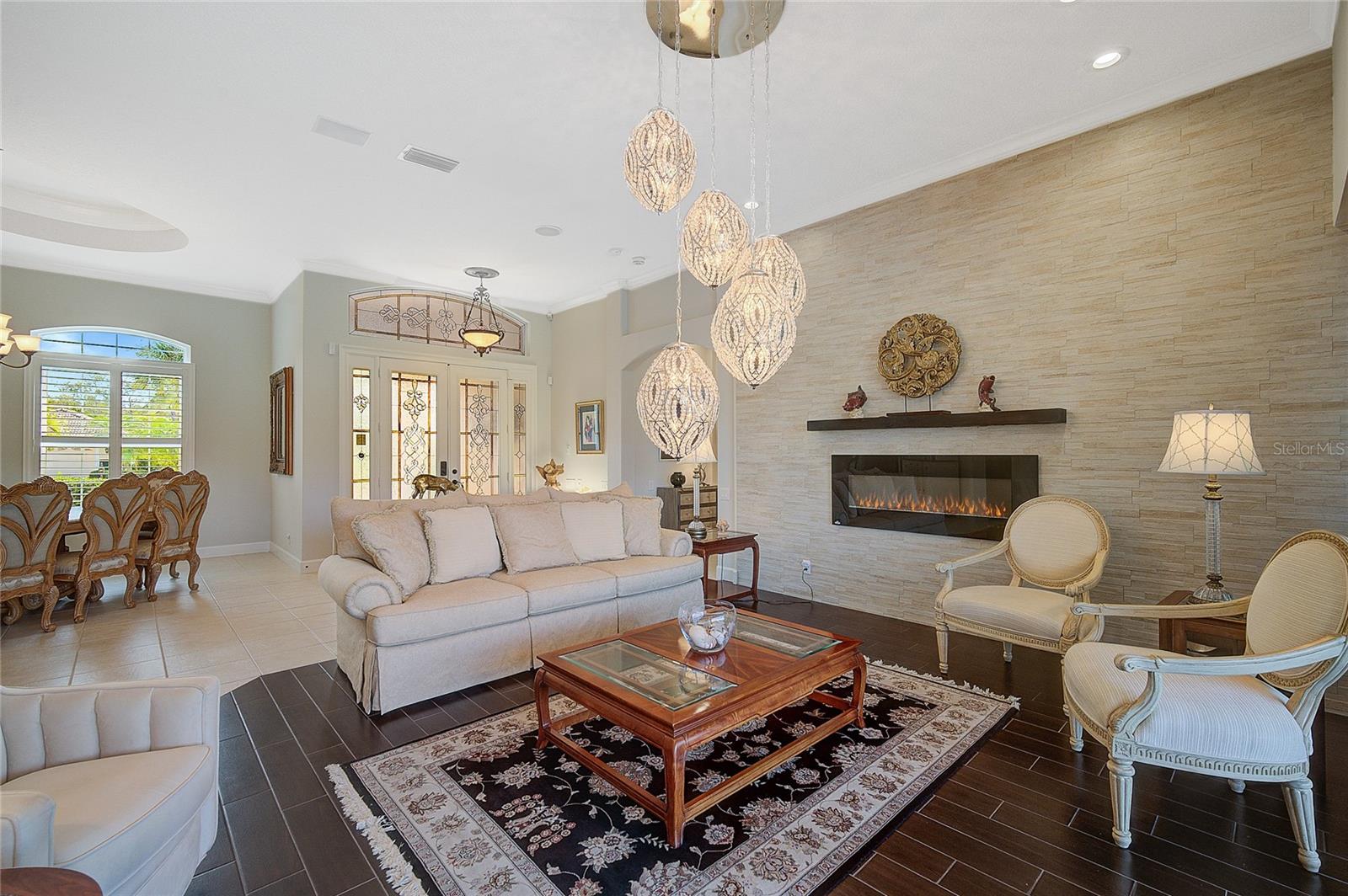 CALUSA LAKES - Residential