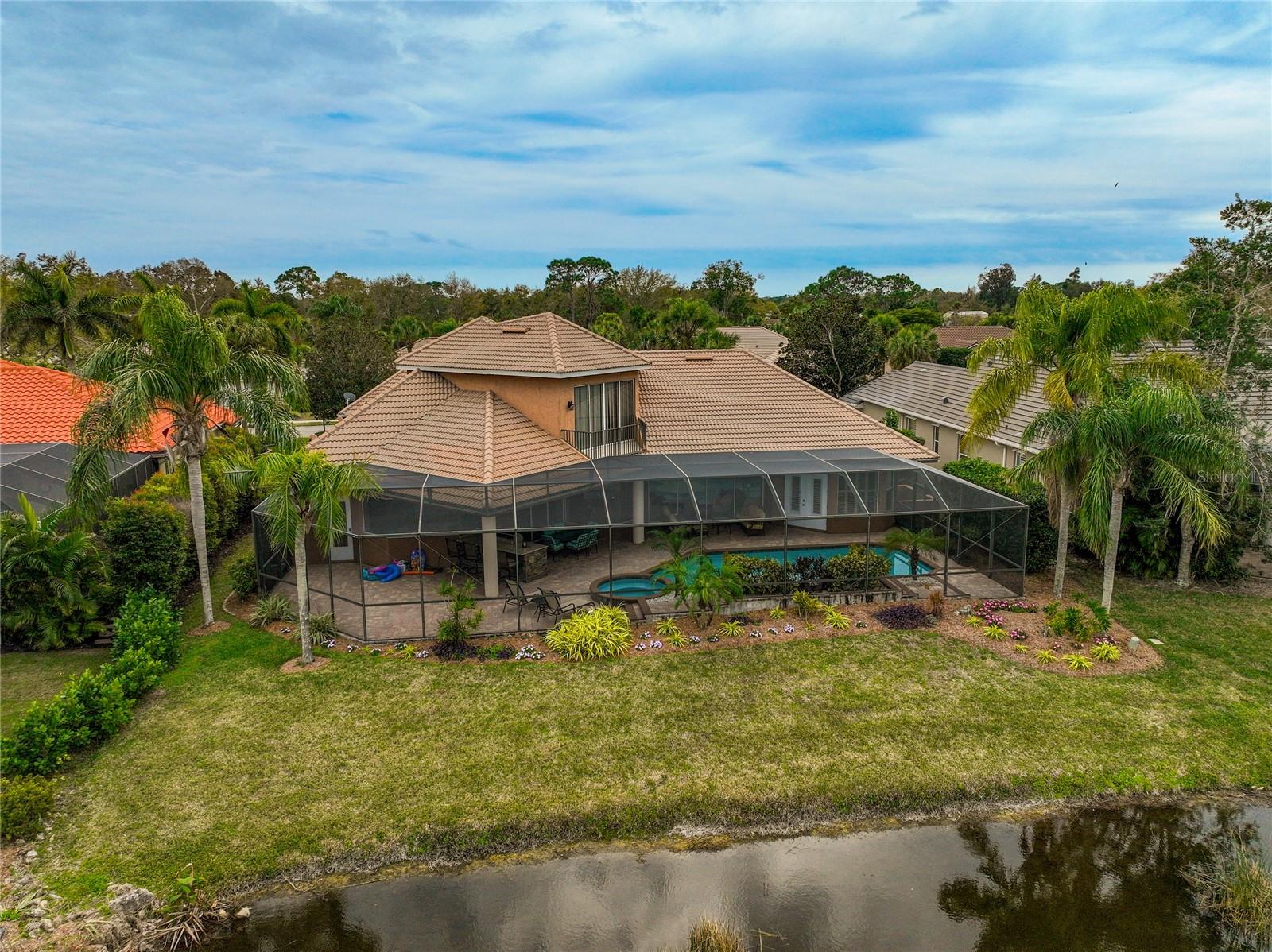 CALUSA LAKES - Residential