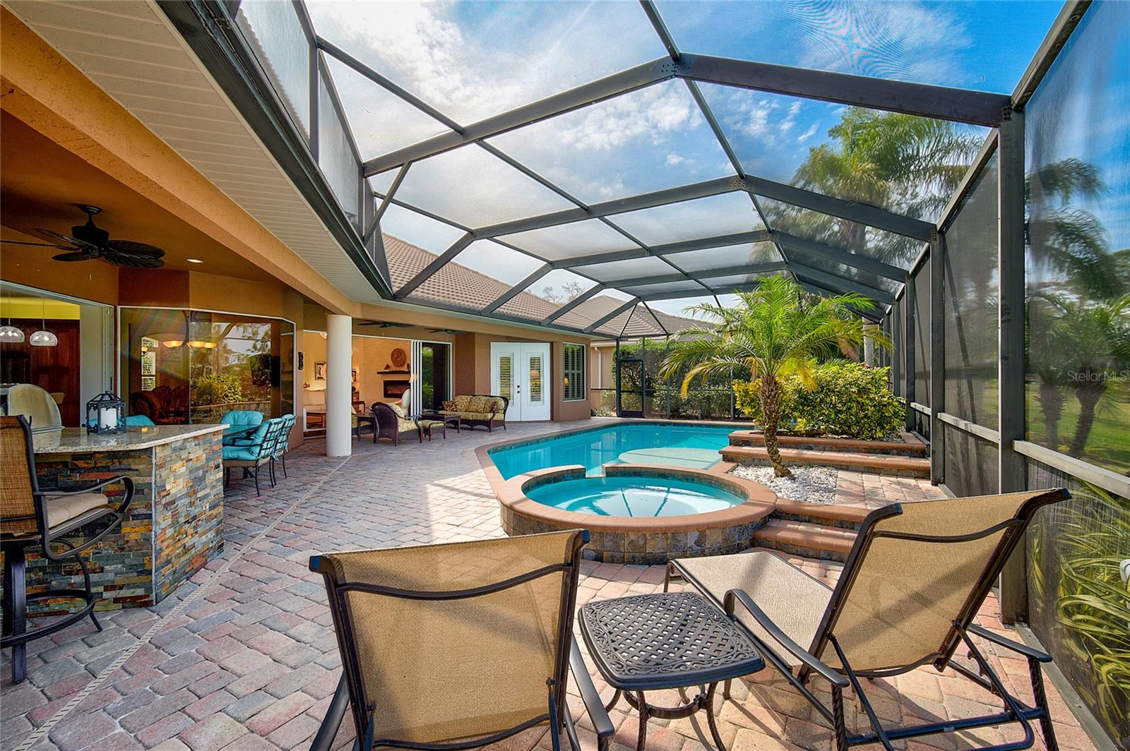 CALUSA LAKES - Residential