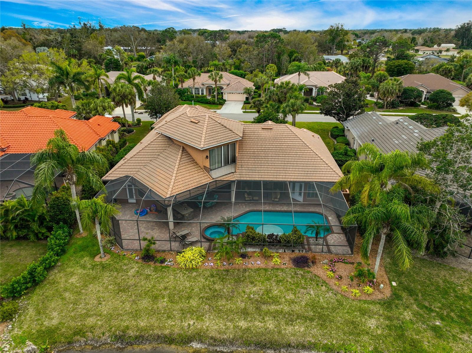 CALUSA LAKES - Residential