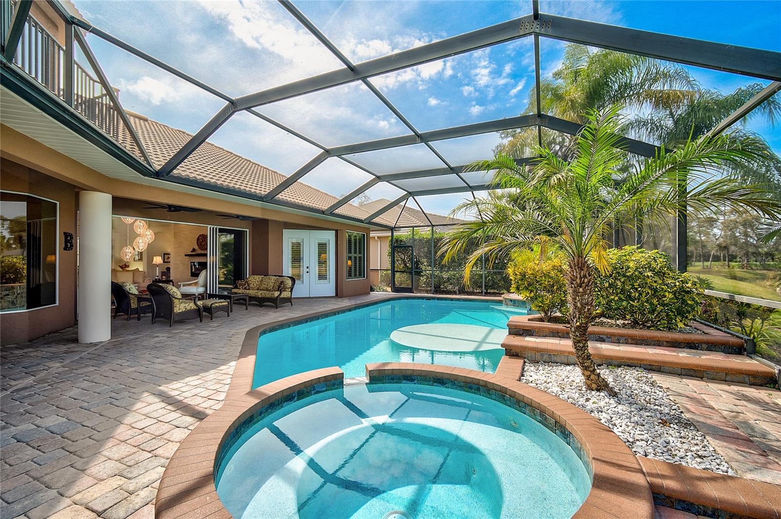 CALUSA LAKES - Residential