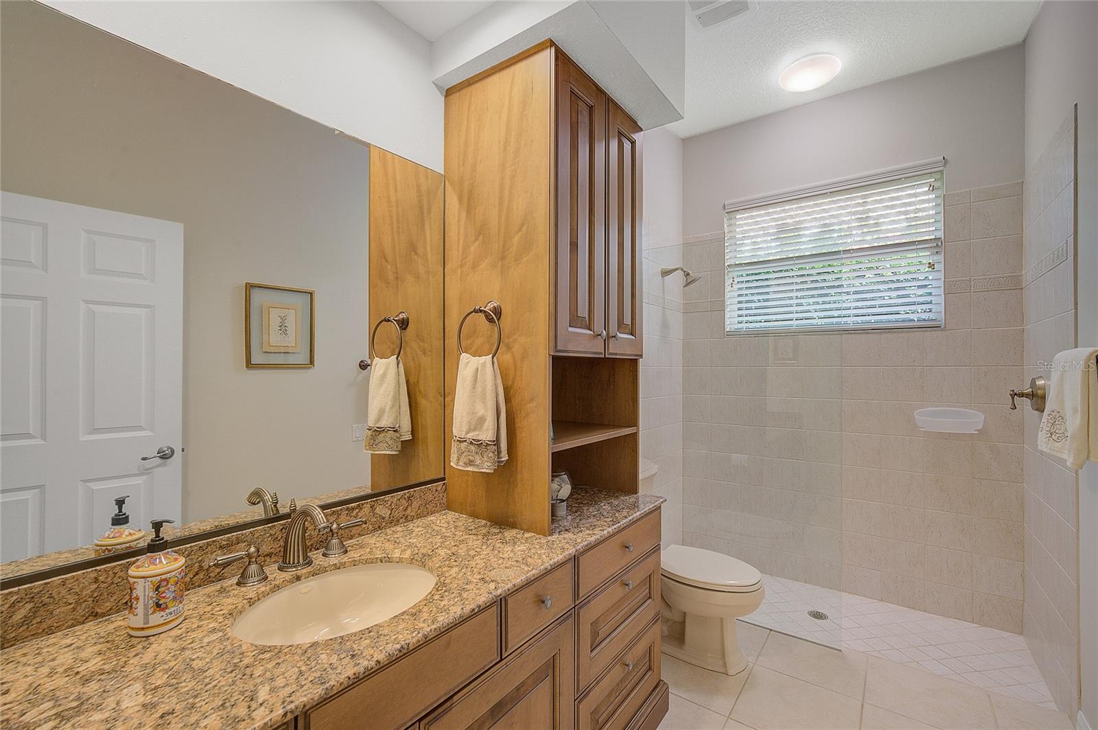 CALUSA LAKES - Residential