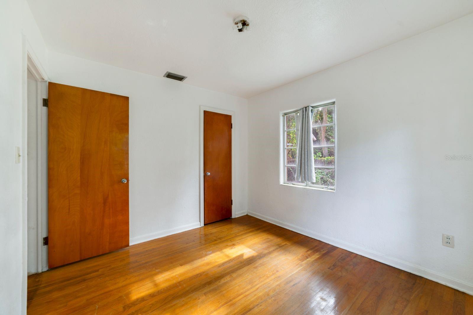 LAKEWOOD PARK - Residential