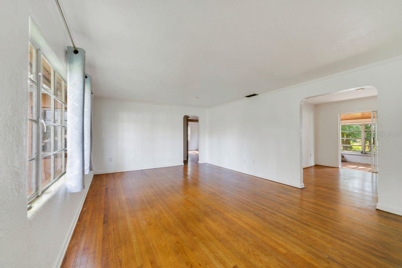 LAKEWOOD PARK - Residential