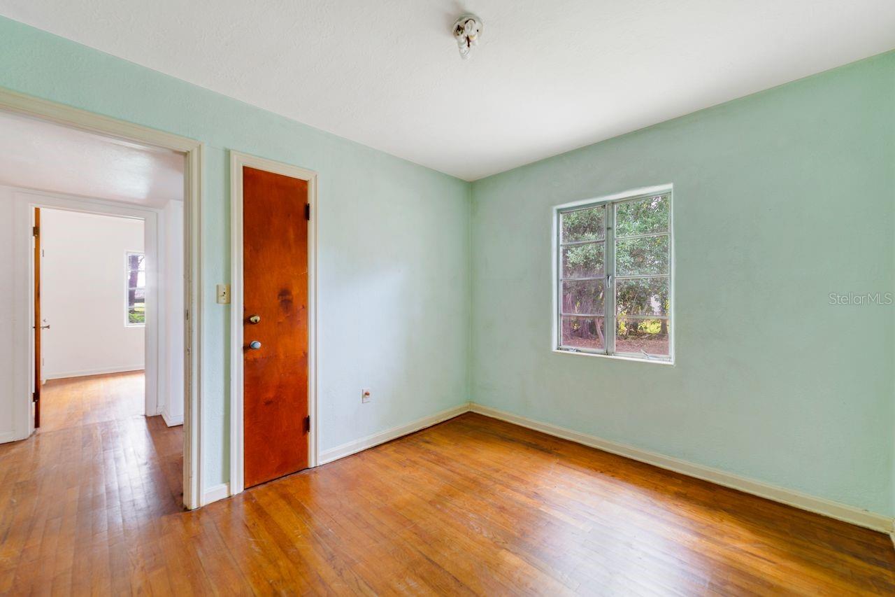 LAKEWOOD PARK - Residential